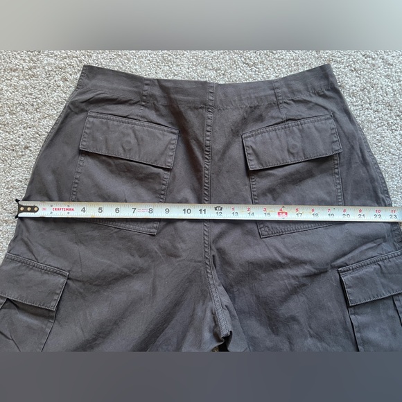 SKIMS Outdoor Woven Oversized Cargo Pants Onyx Black Size M Medium New NWT - Picture 9 of 14